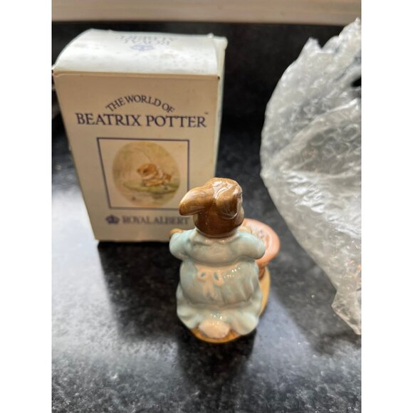 Vintage 1989 ROYAL ALBERT Cecily Parsley figurine Beatrix Potter Original Box - Picture 4 of 7